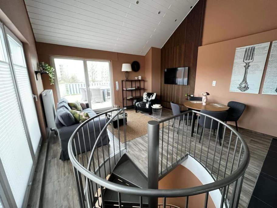 Maisonette Wohnung Mit Dachterrasse - Keine Vermietung An Monteure Duren Exterior photo